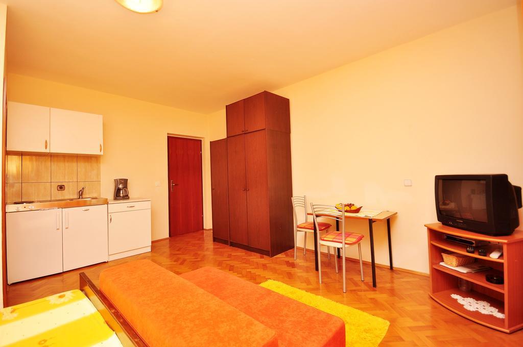 Apartments Ivan Duće Kamer foto
